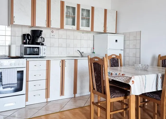 Apartments Karalic Ll