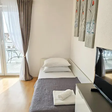 Apartments Karalic Ll Crikvenica Exterior photo