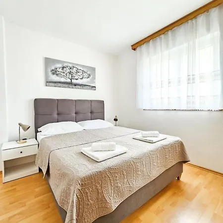Apartments Karalic Ll Crikvenica Exterior photo
